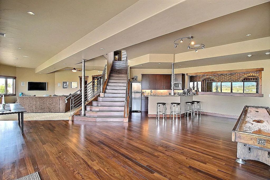 Luxury Entertaining Home photo 5